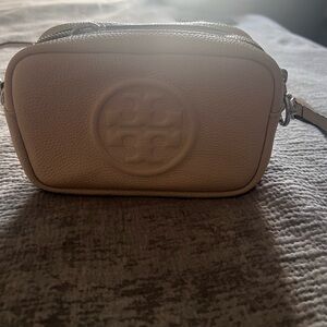 Tory Burch crossbody bag (white)